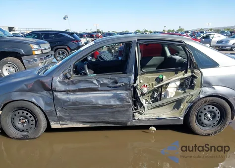 2006 Ford Focus Zx4 z USA, uszkodzony, nr VIN 1FAHP38Z76W145454